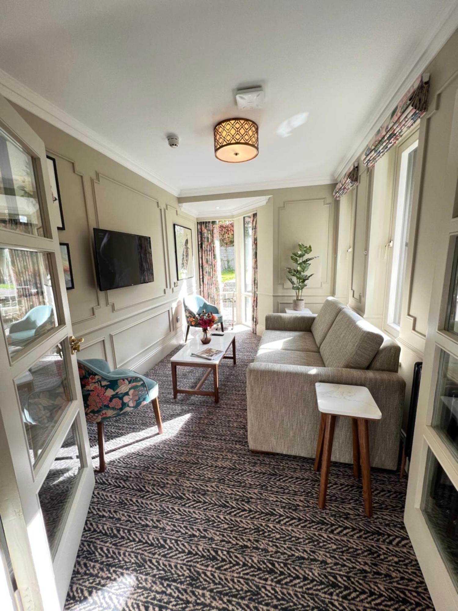 Waterloo Town House & Suites Dublin Bagian luar foto