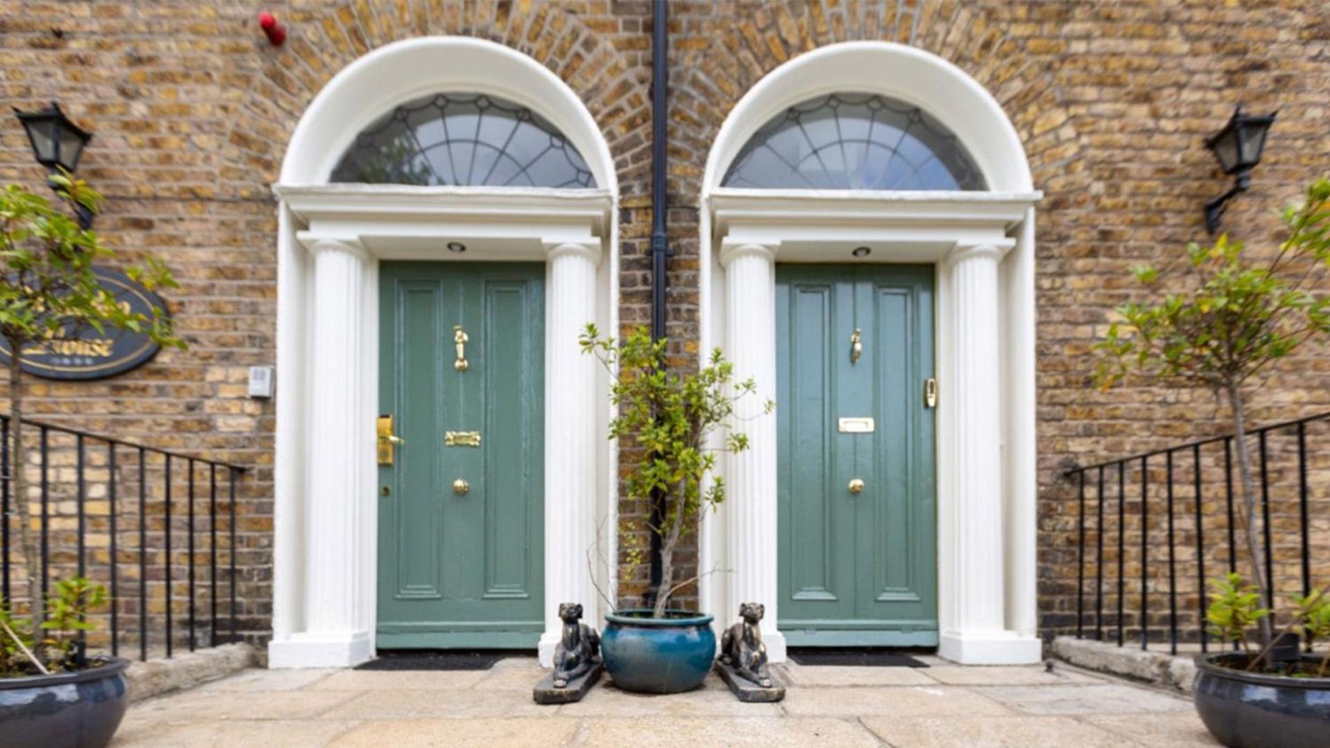 Waterloo Town House & Suites Dublin Bagian luar foto